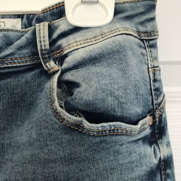 EightyTwo Denim Acid Wash Skinny Ankle Jeans Size 5 Pockets Light Blue - Picture 16 of 16